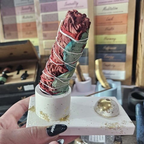 Prostokątna Podstawka Pod Kadzidła z Gipsu - Biała.jpg