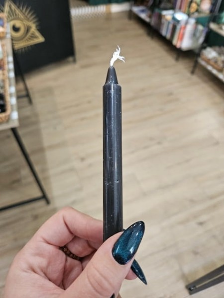 Magiczna Świeca do Rytuałów Czarna.jpg